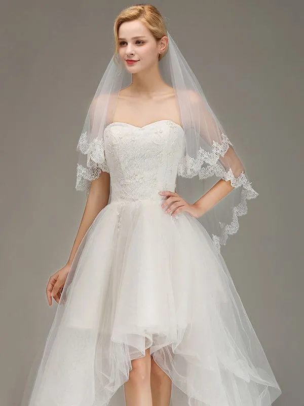 1.5M Lace Edge Short Comb Two Layers Wedding Veils | Bridelily