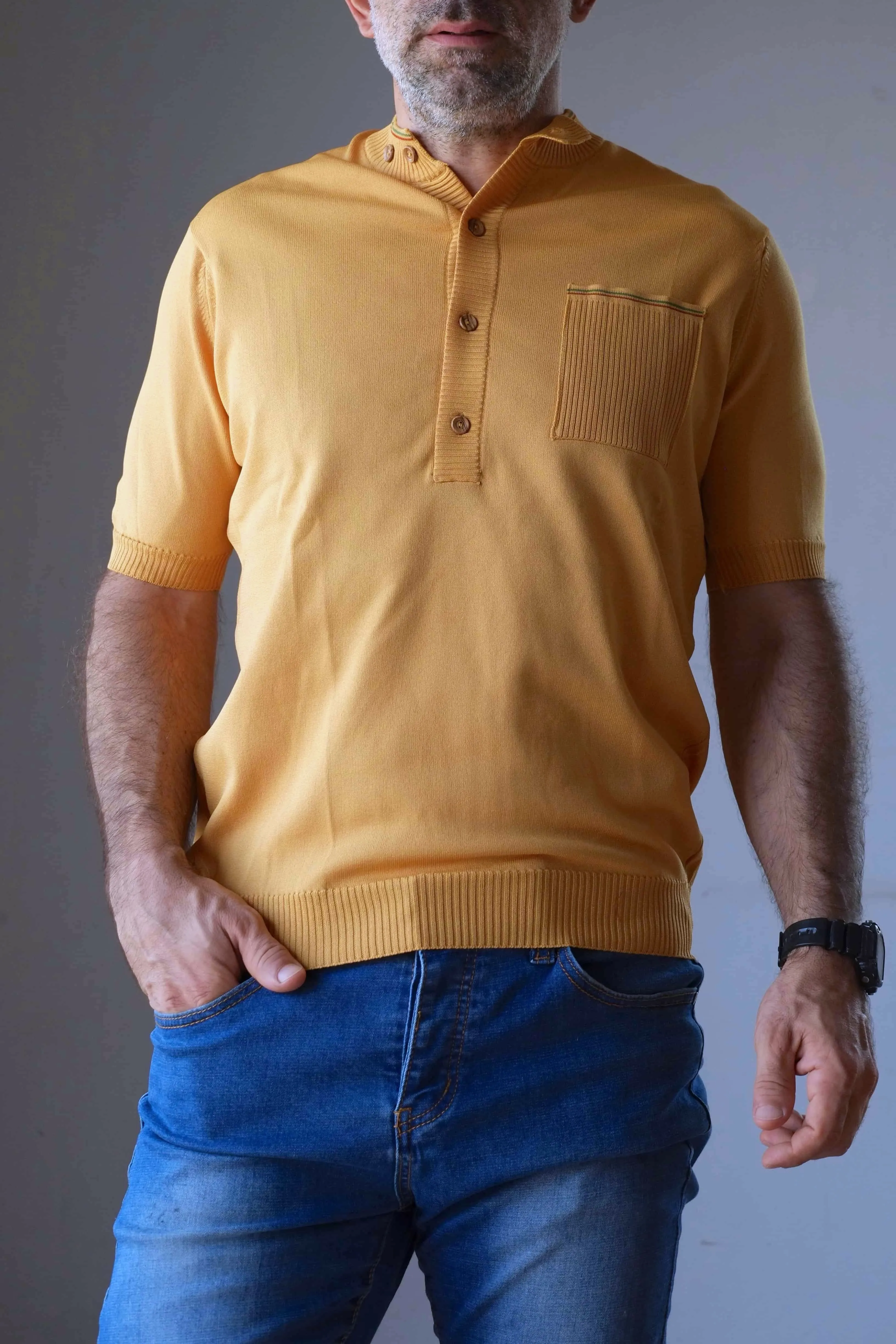 IRIL 70s Round Neck Buttoned Shirt