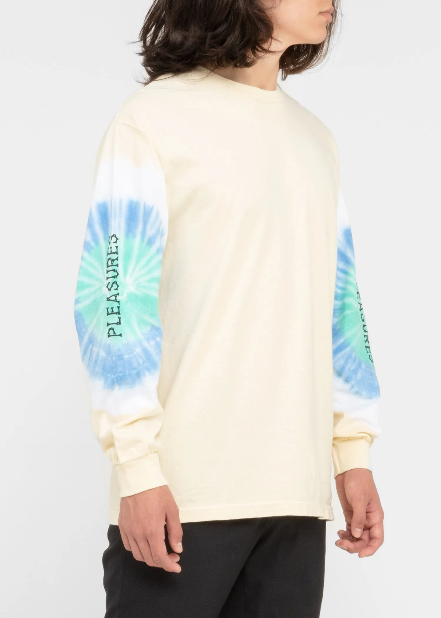 PLEASURES: NOT AFRAID LS TEE [CREAM]