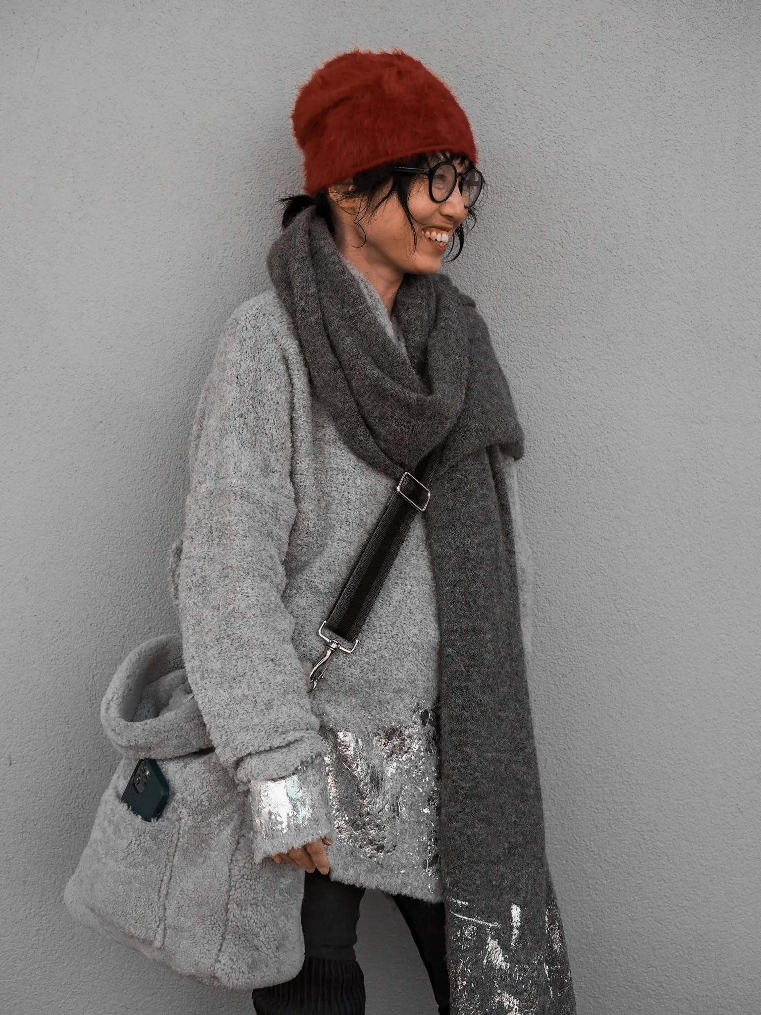 Sweater with handprint foil (alpaca) - Silver